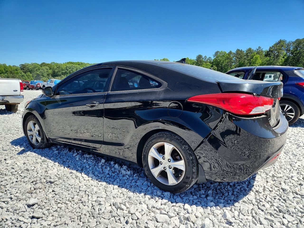 2013 HYUNDAI ELANTRA