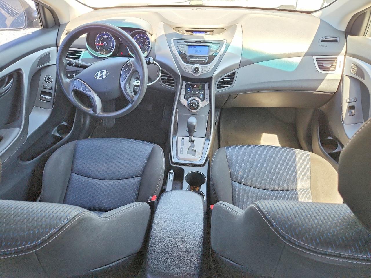 2013 HYUNDAI ELANTRA