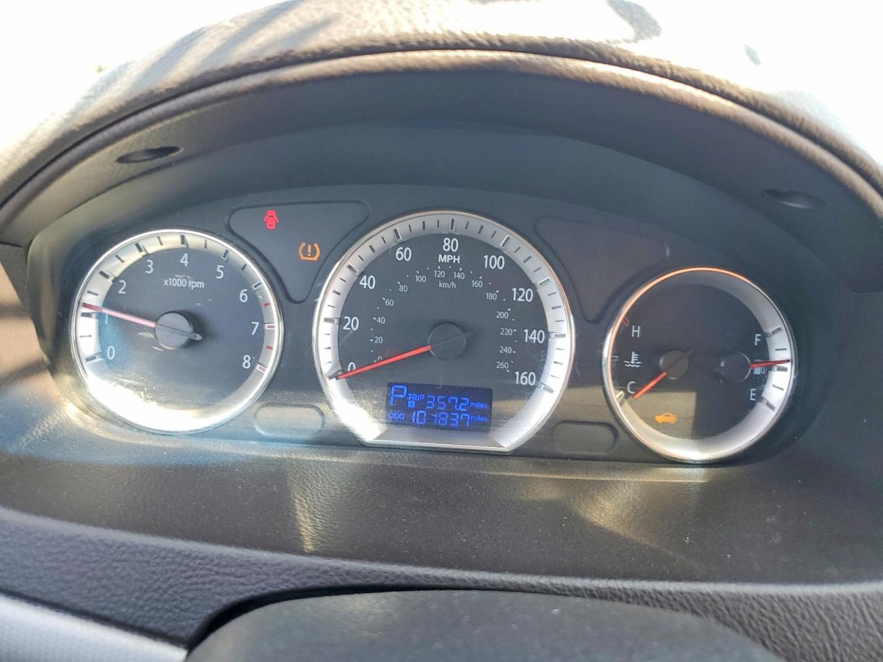 2010 HYUNDAI SONATA