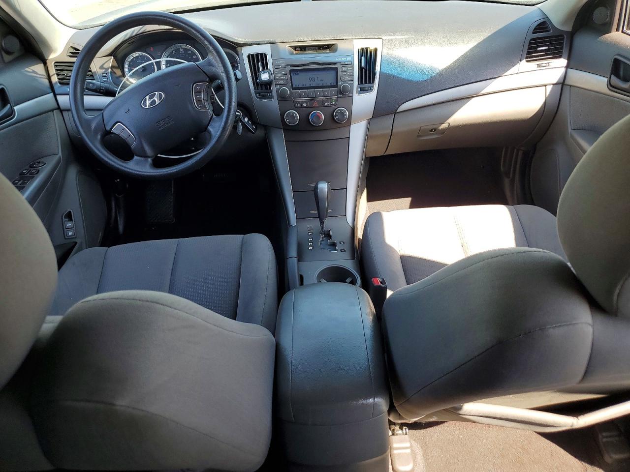 2010 HYUNDAI SONATA