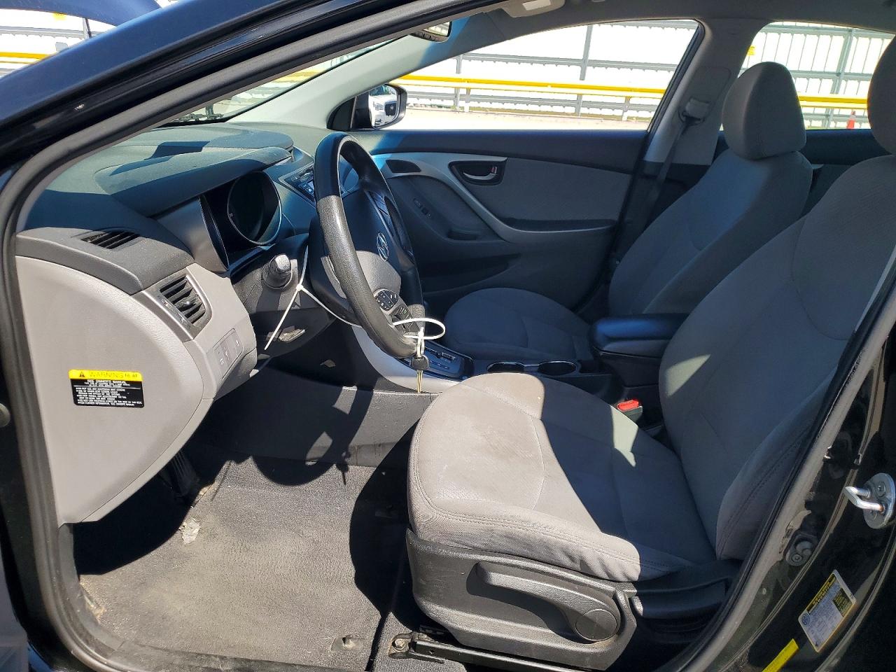 2013 HYUNDAI ELANTRA