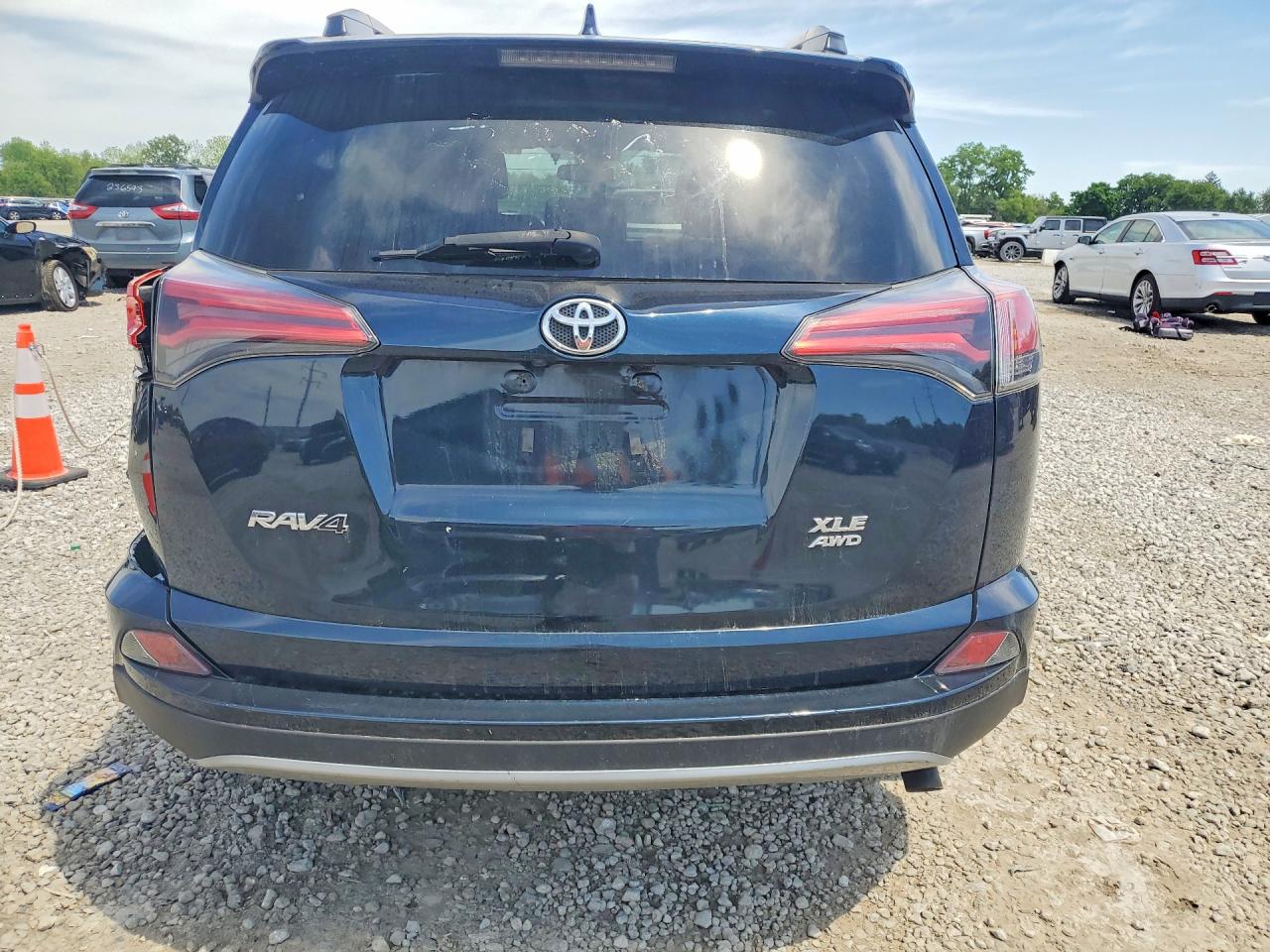 2018 TOYOTA RAV4