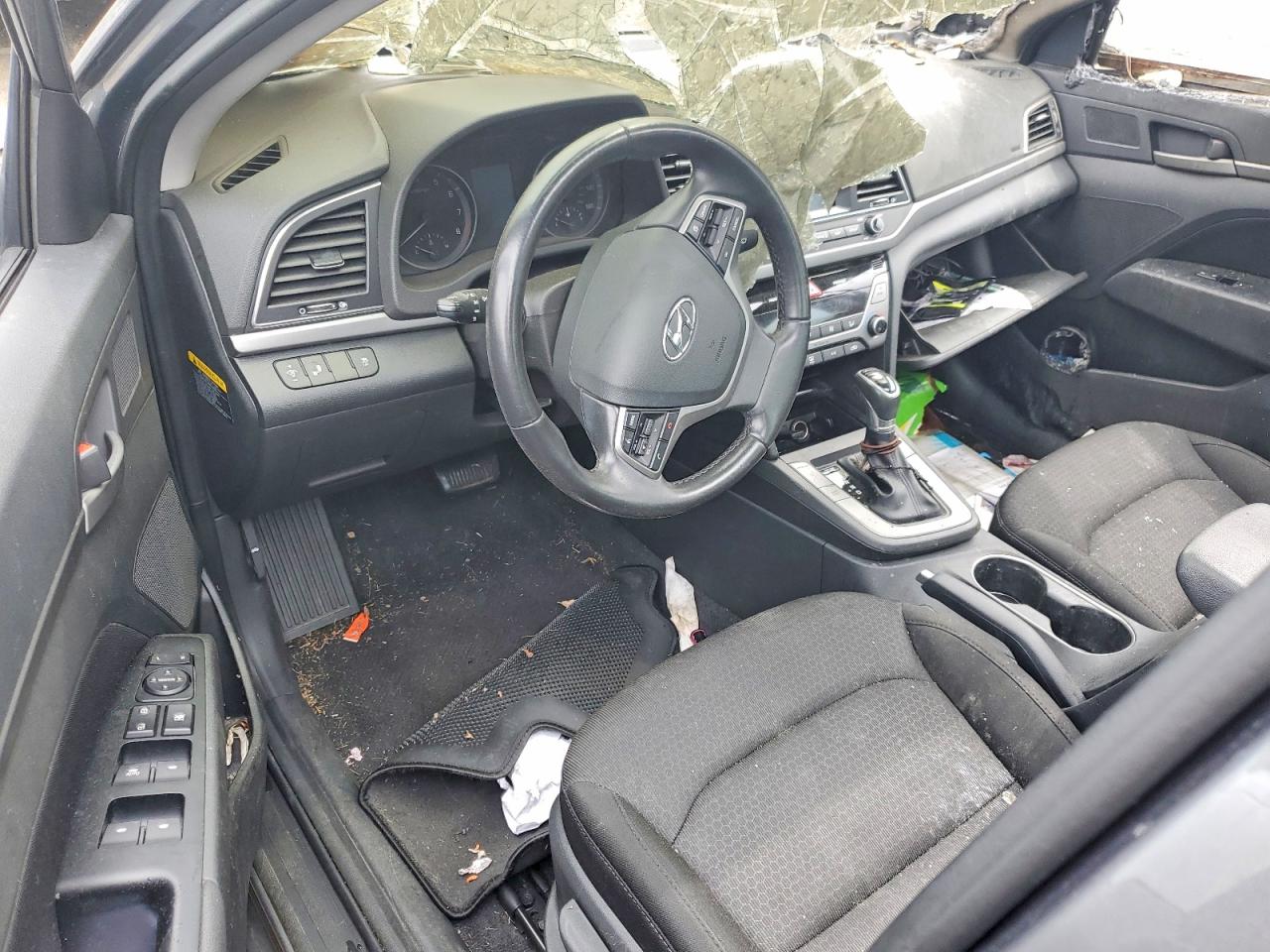 2018 HYUNDAI ELANTRA VA