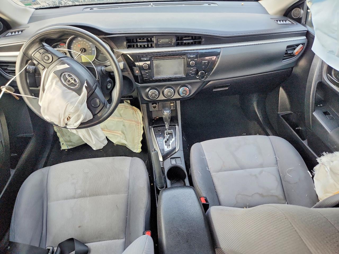 2016 TOYOTA COROLLA