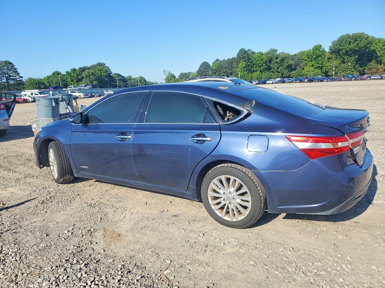 2014 TOYOTA AVALON
