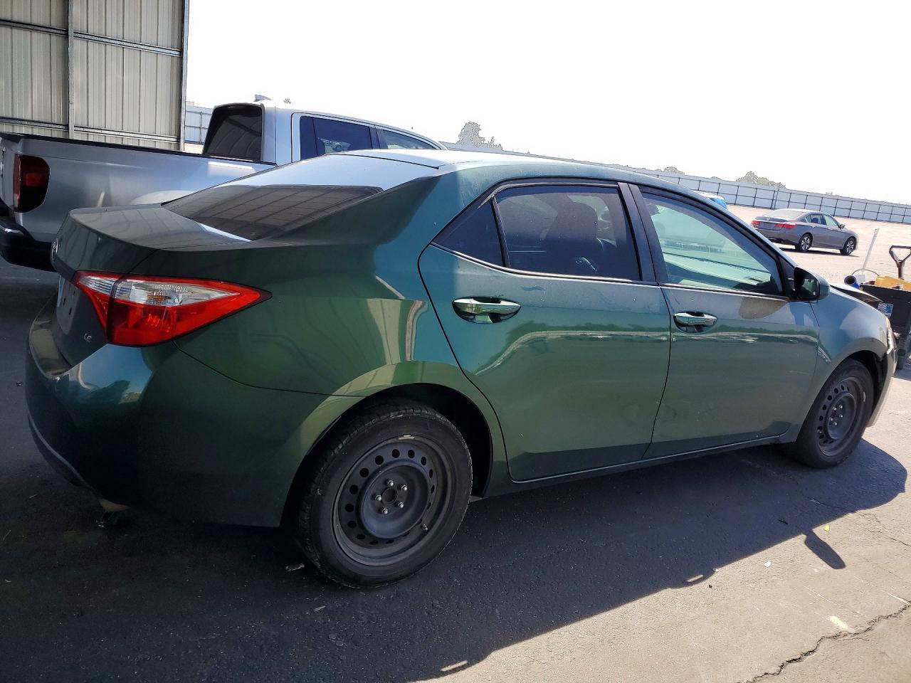 2015 TOYOTA COROLLA
