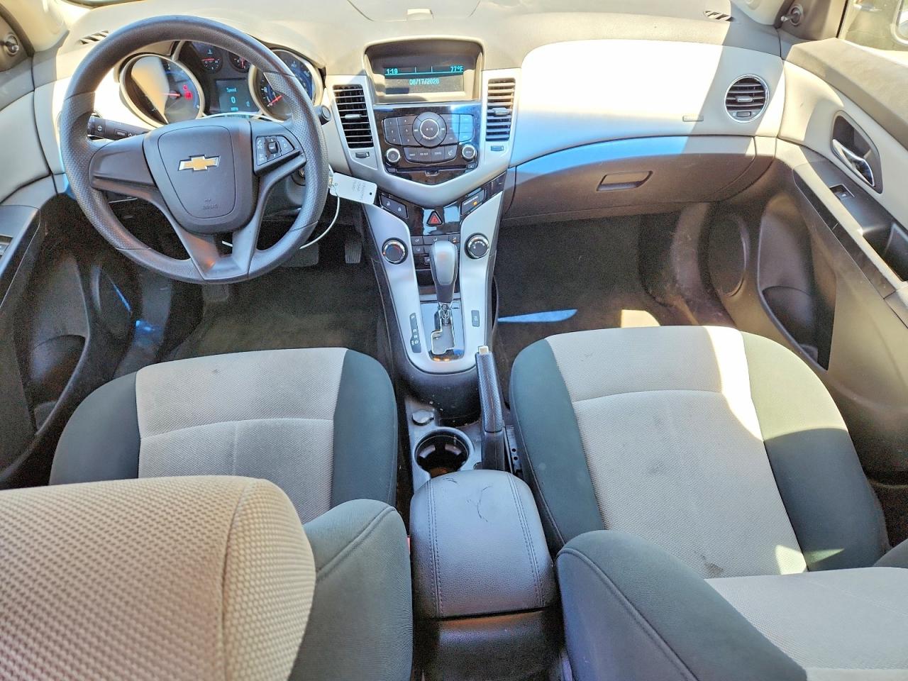 2011 CHEVROLET CRUZE