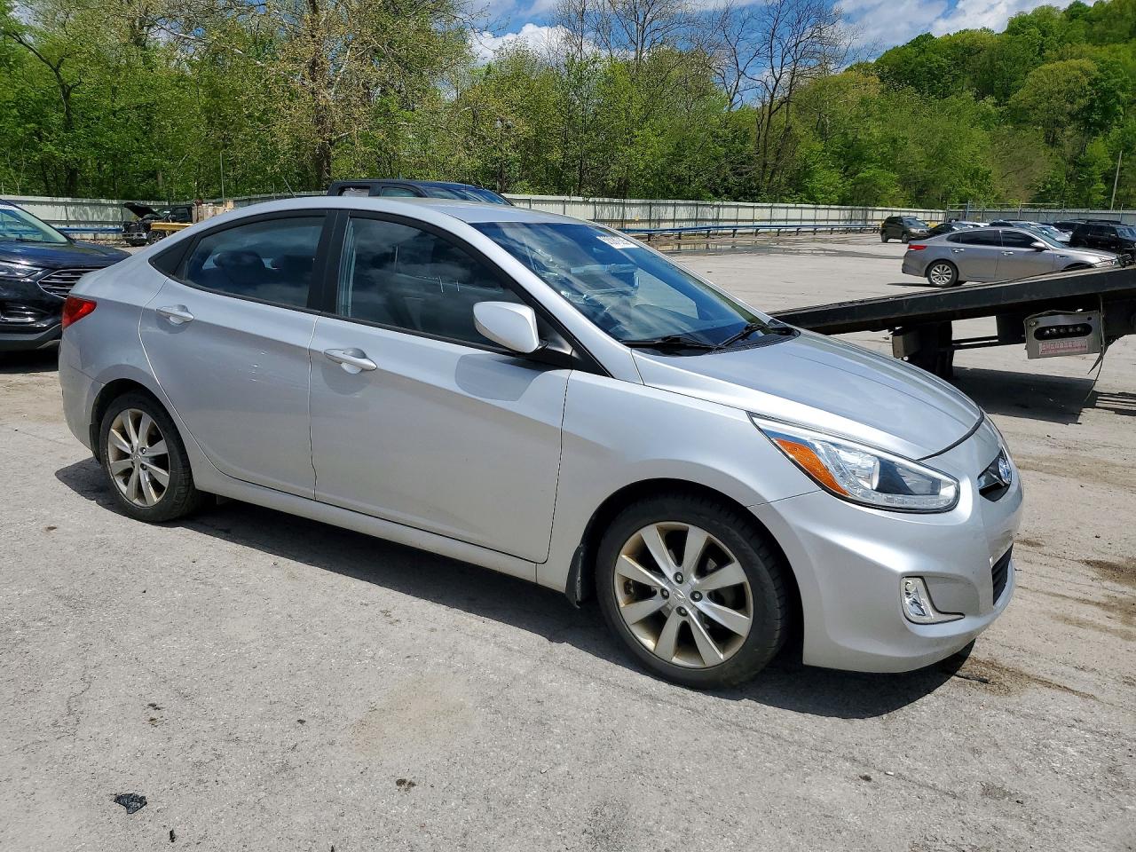 2014 HYUNDAI ACCENT
