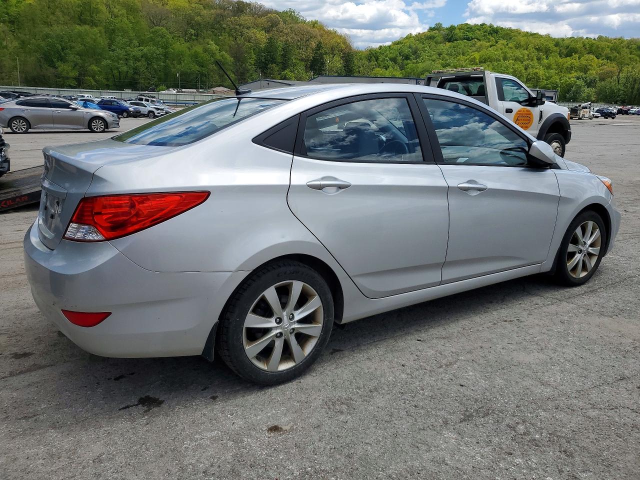 2014 HYUNDAI ACCENT