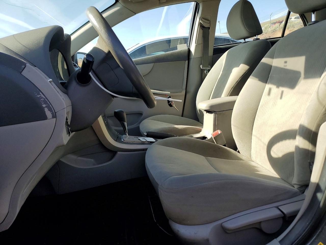 2010 TOYOTA COROLLA