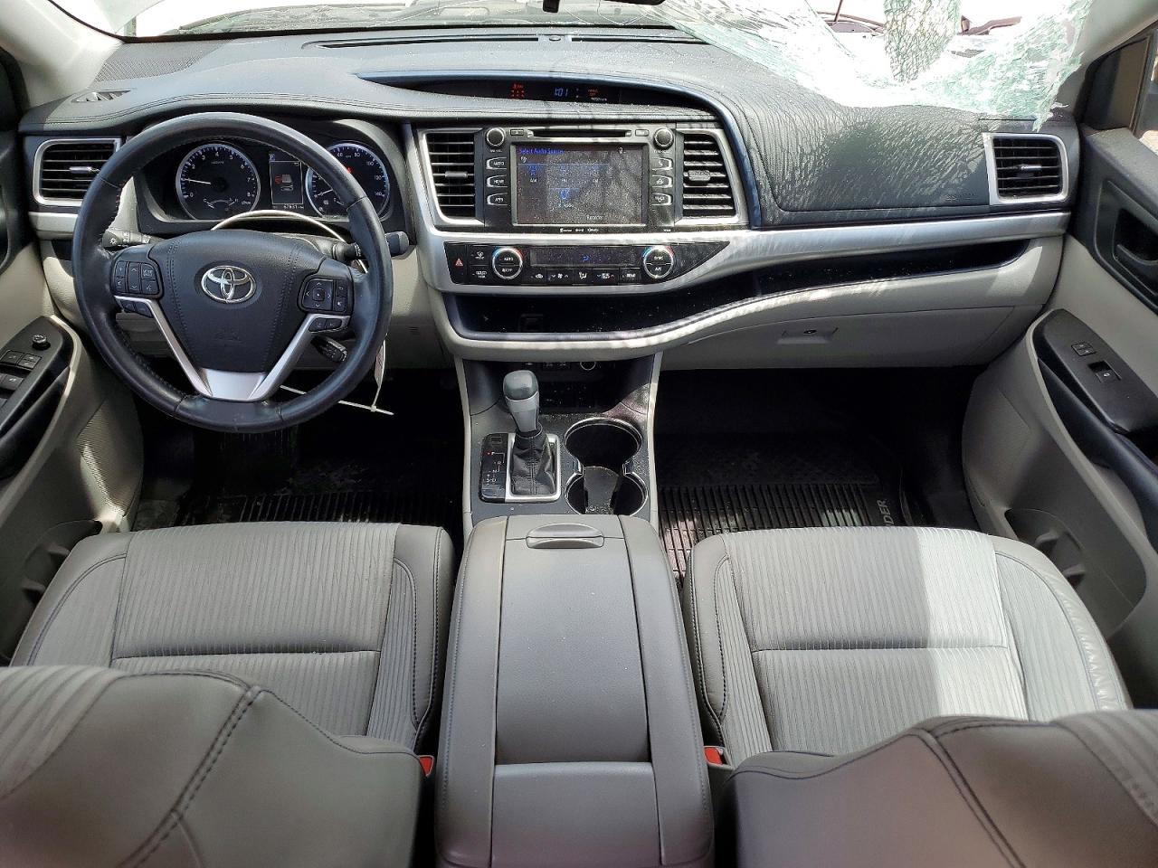2018 TOYOTA HIGHLANDER
