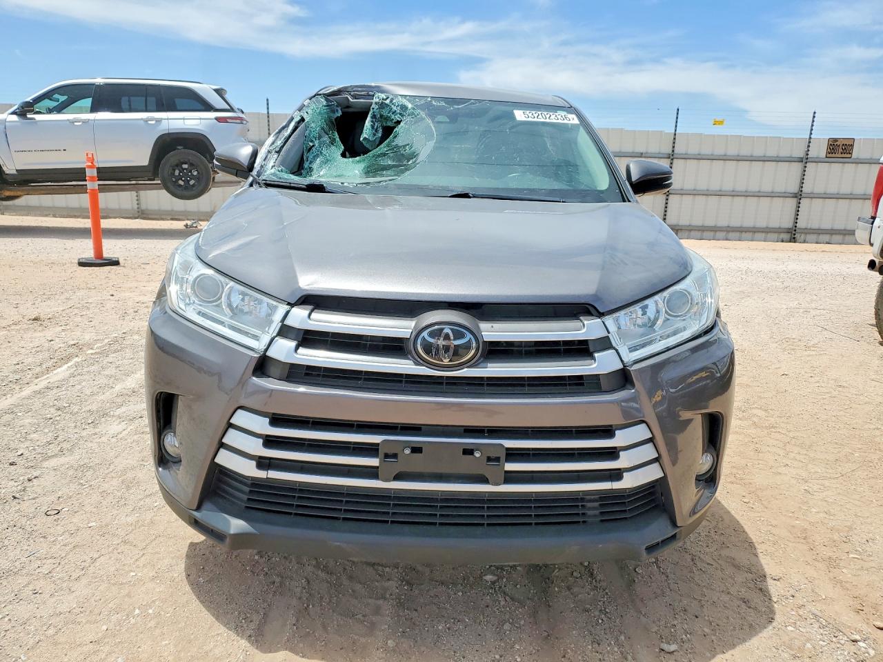 2018 TOYOTA HIGHLANDER