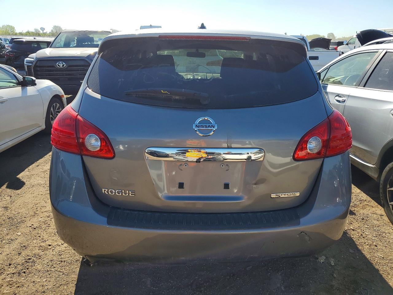 2013 NISSAN ROGUE