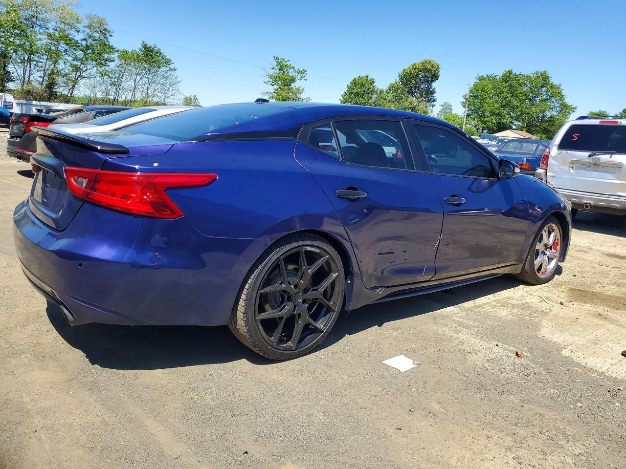 2018 NISSAN MAXIMA