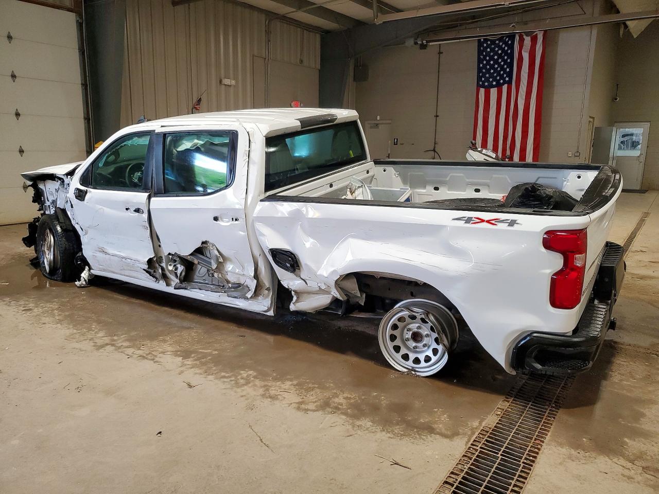 2024 CHEVROLET SILVERADO