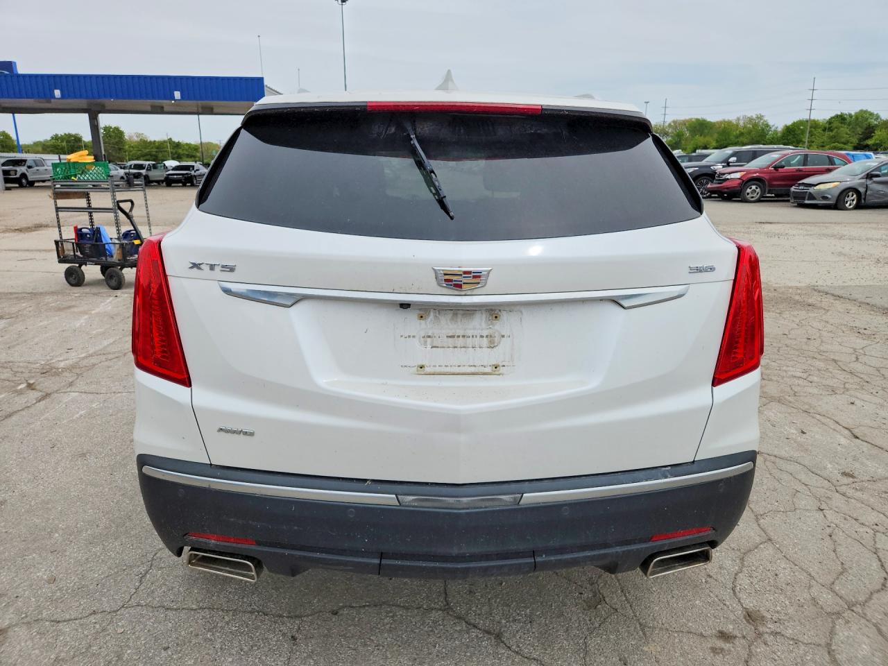 2017 CADILLAC XT5
