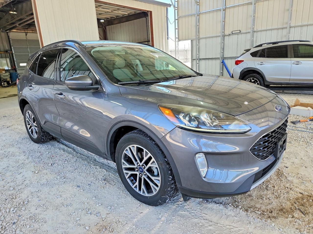 2021 FORD ESCAPE