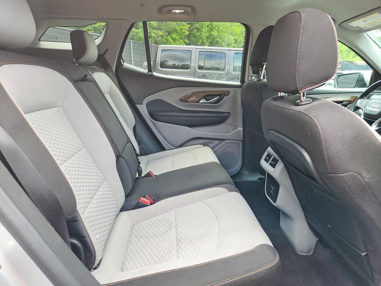 2020 GMC TERRAIN
