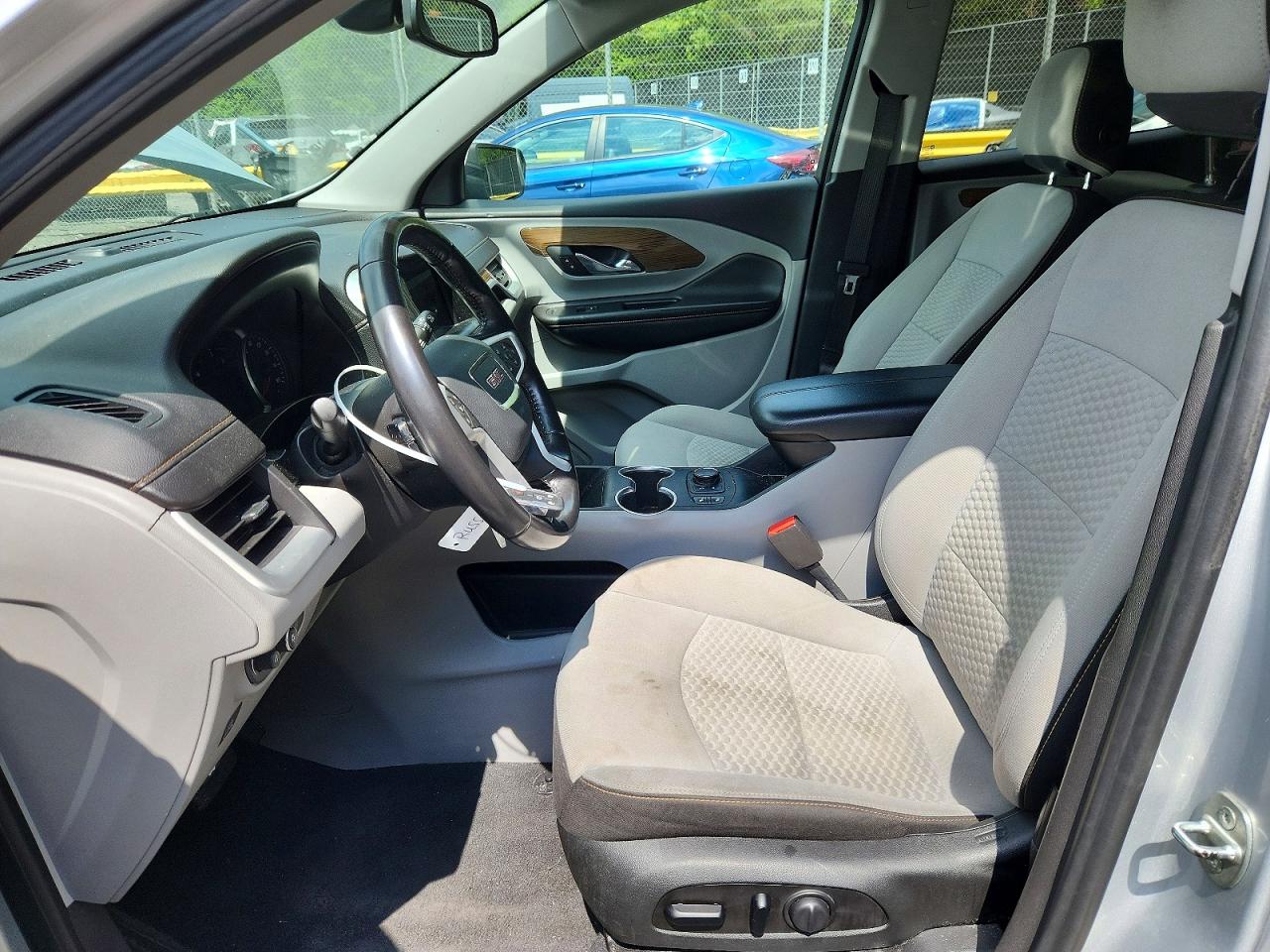 2020 GMC TERRAIN