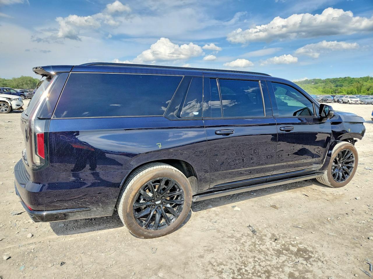 2023 CADILLAC ESCALADE