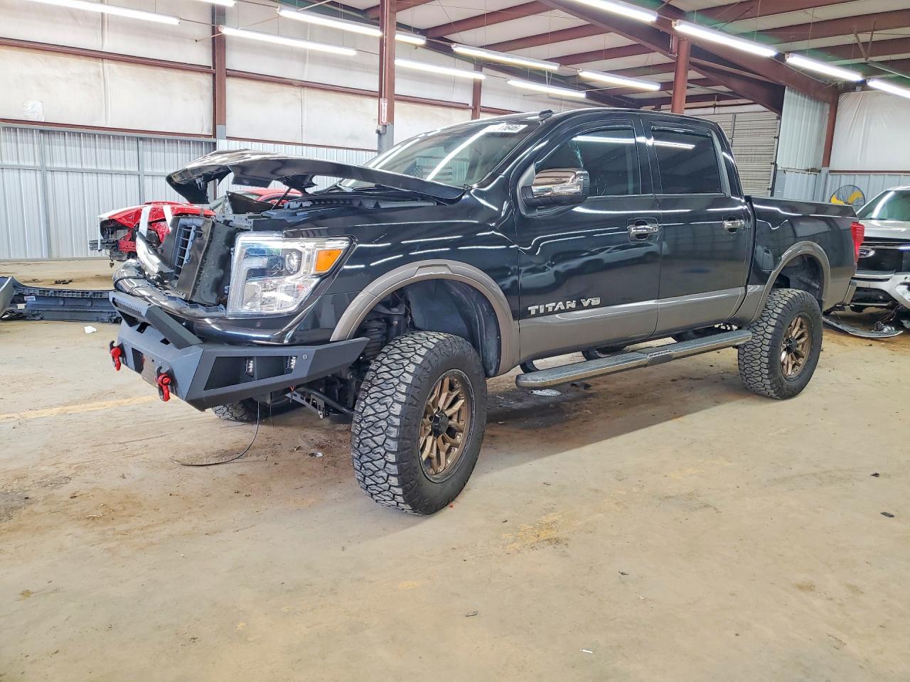 2019 NISSAN TITAN