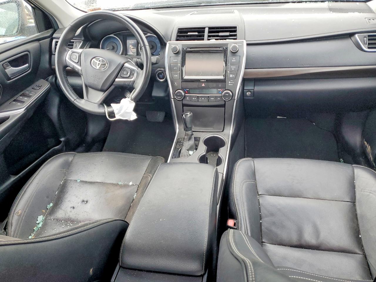 2017 TOYOTA CAMRY