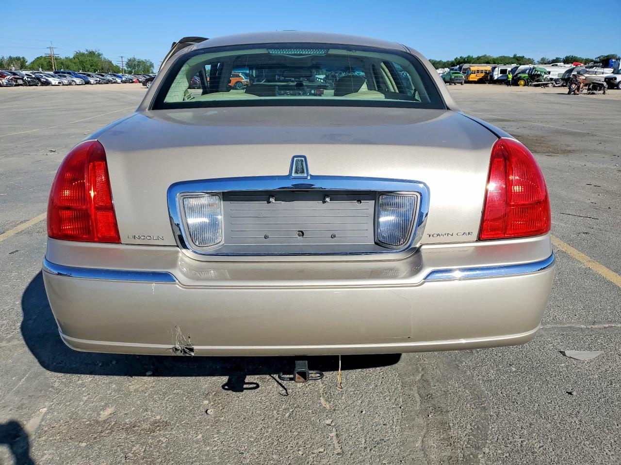 2007 LINCOLN TOWNCAR
