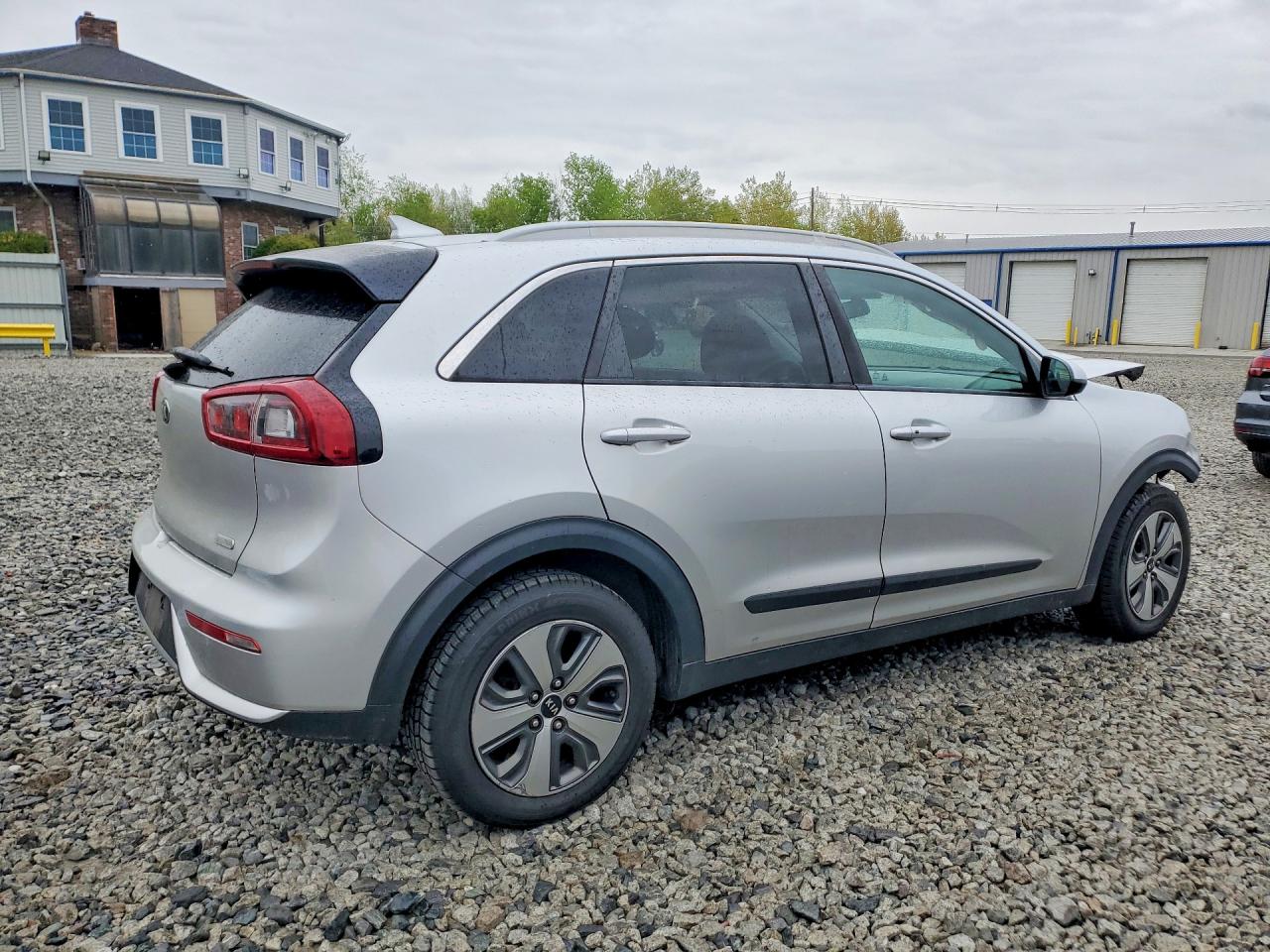 2018 KIA NIRO