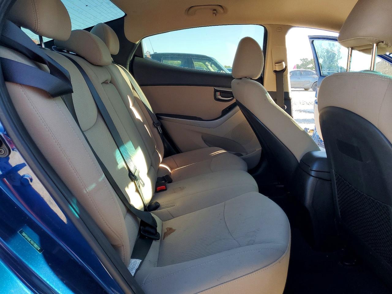2016 HYUNDAI ELANTRA