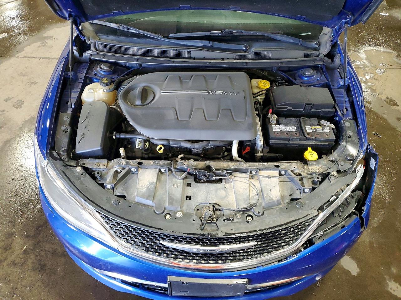 2015 CHRYSLER 200