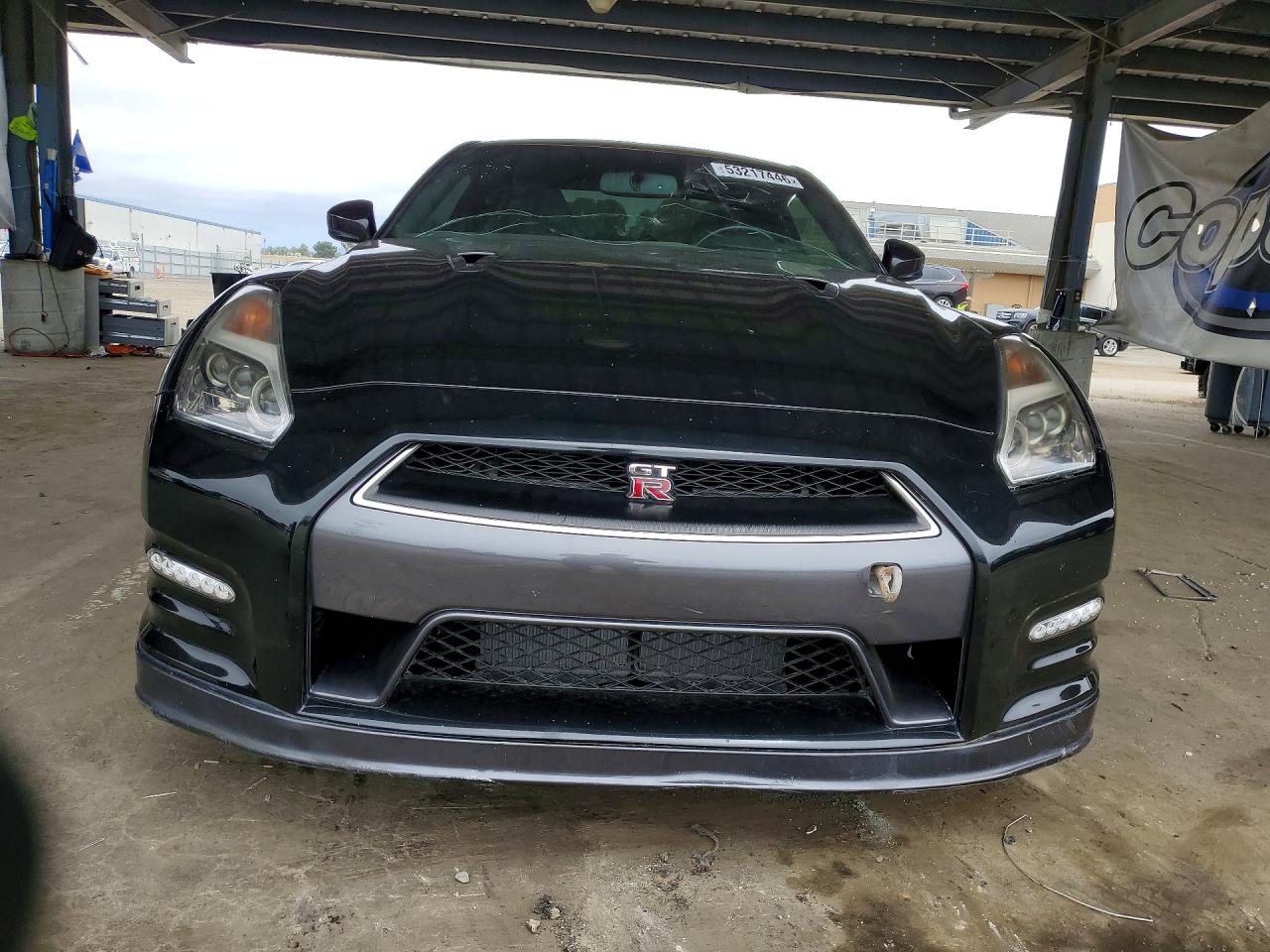 2016 NISSAN GTR