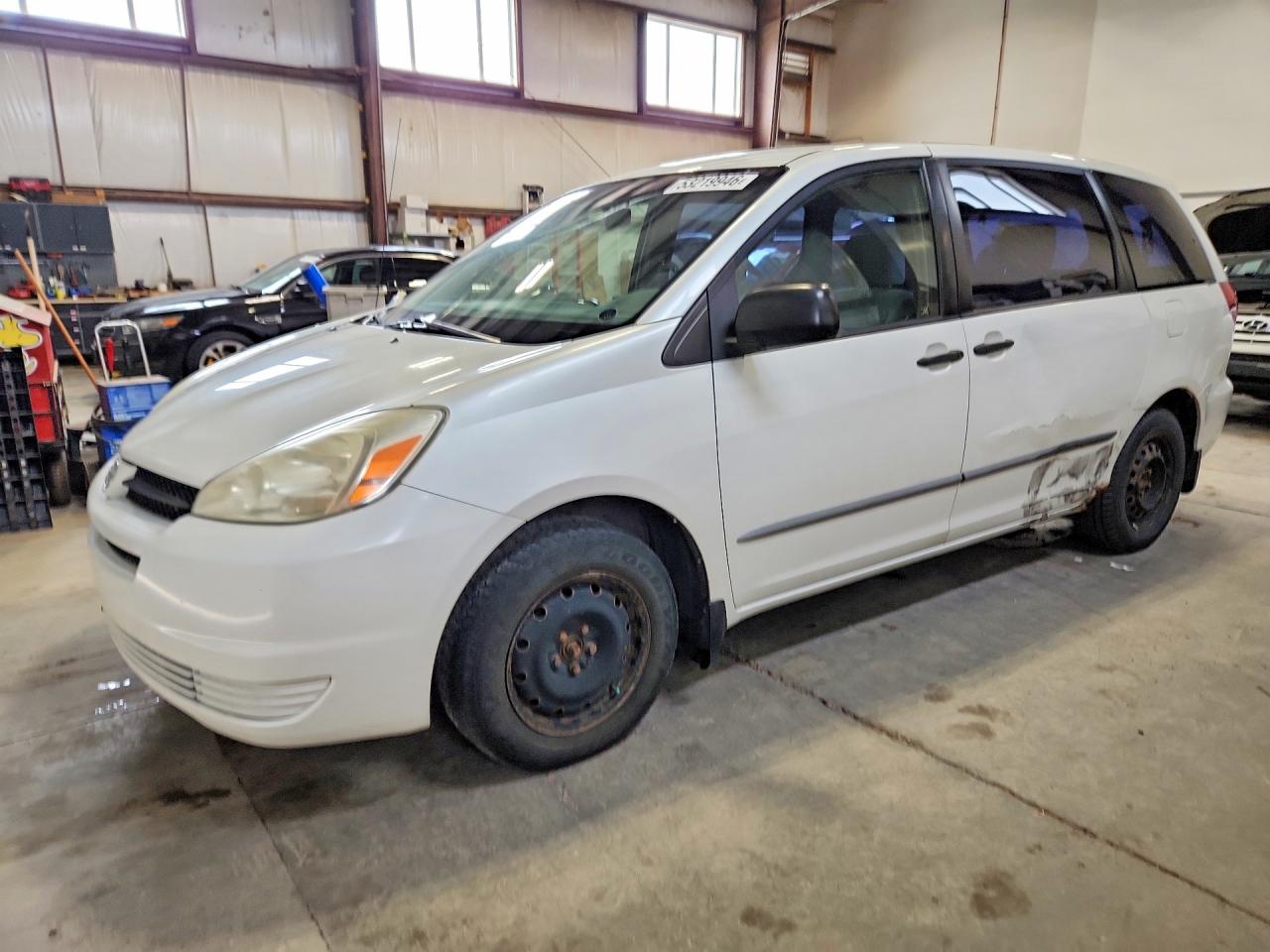 2005 TOYOTA SIENNA