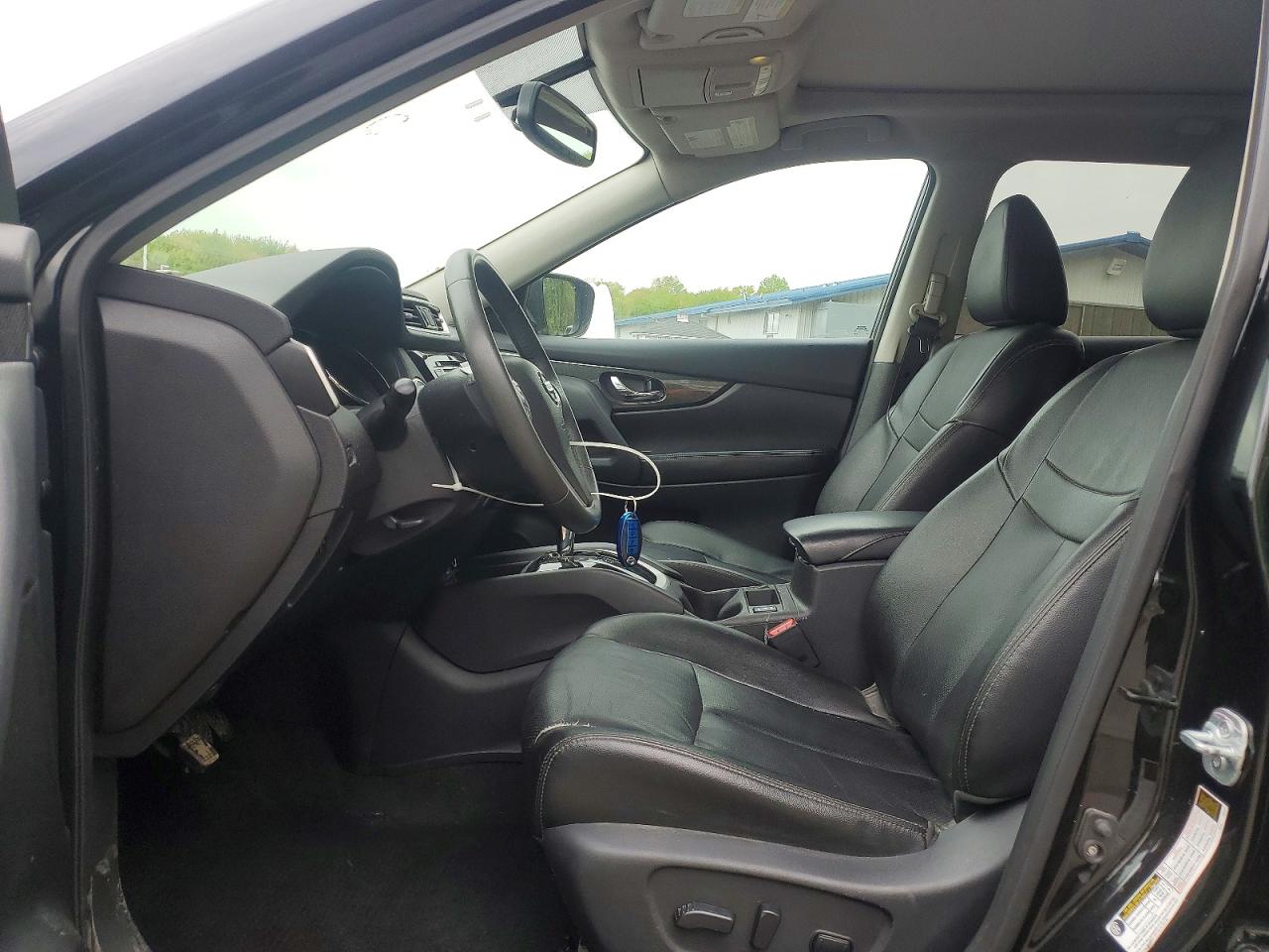 2016 NISSAN ROGUE