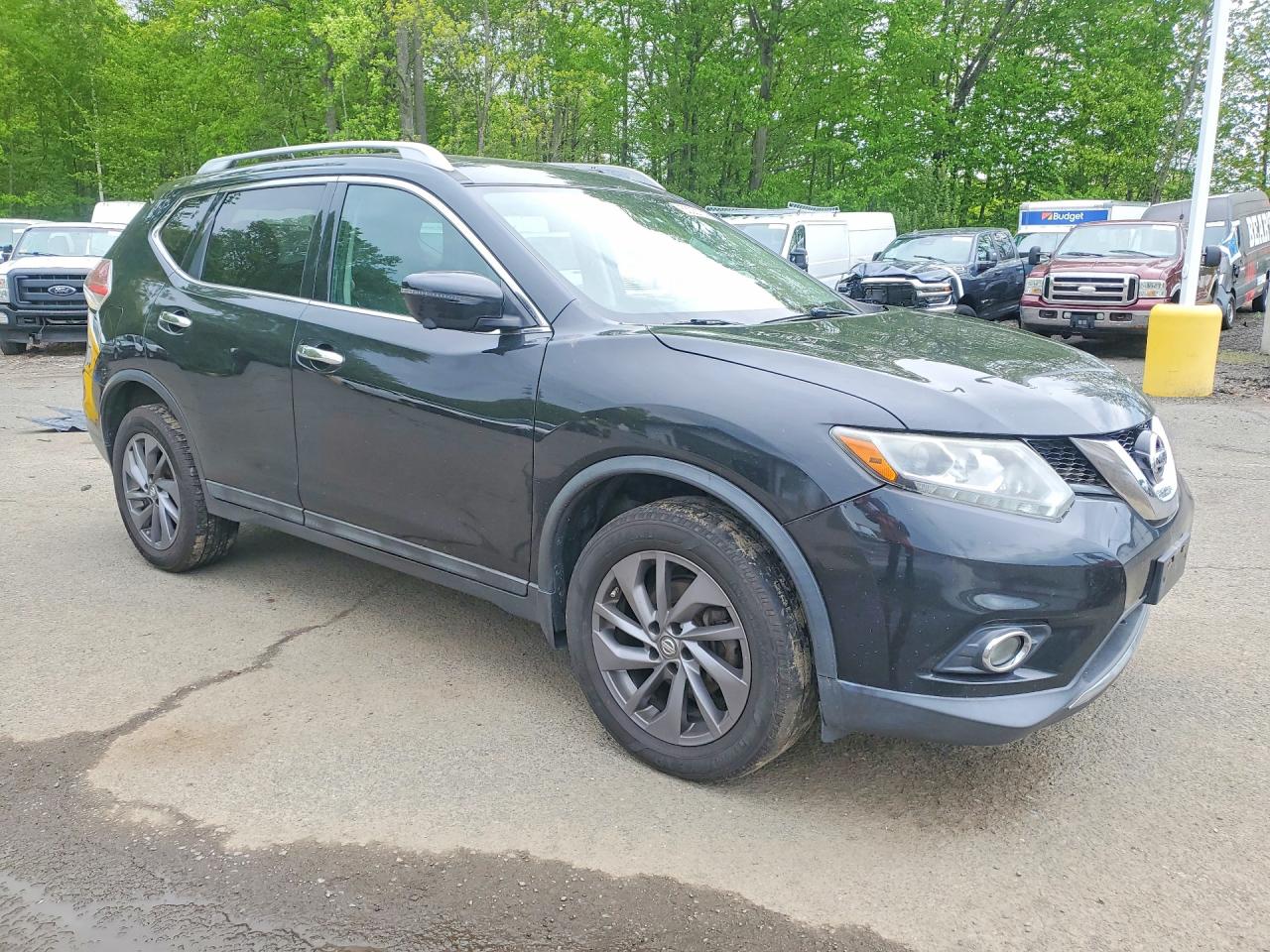 2016 NISSAN ROGUE