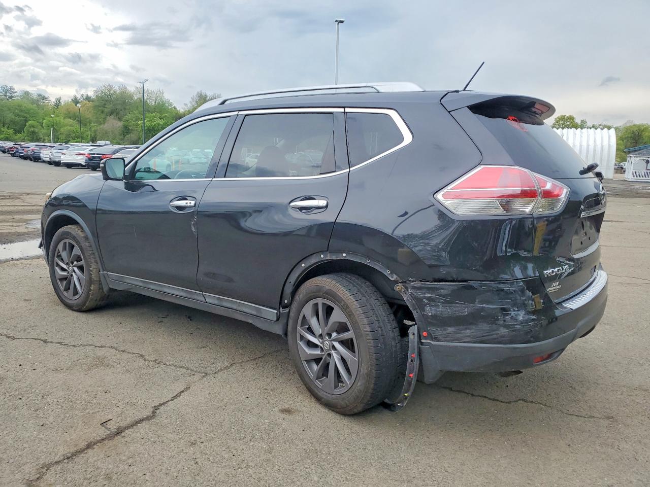 2016 NISSAN ROGUE