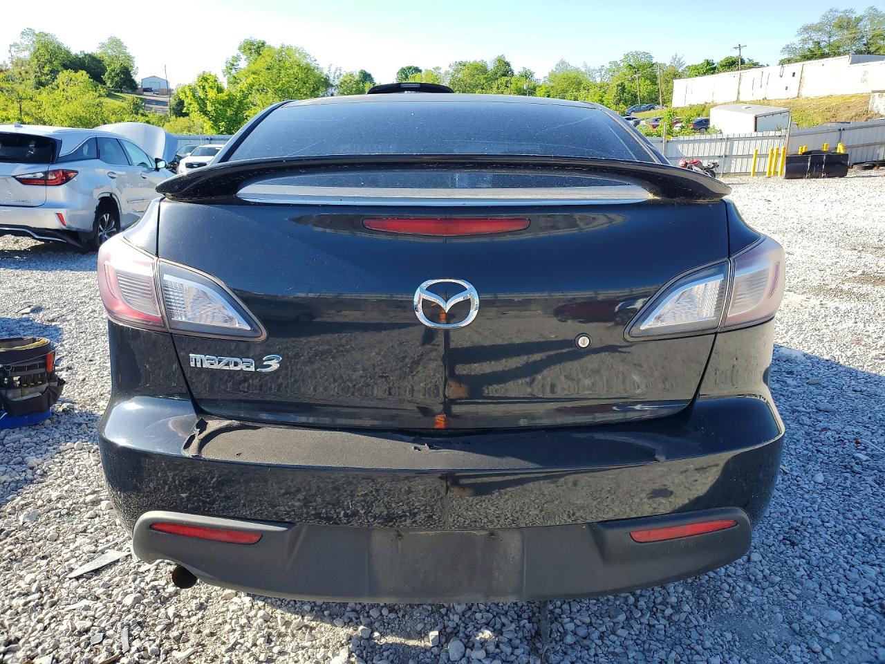 2011 MAZDA 3