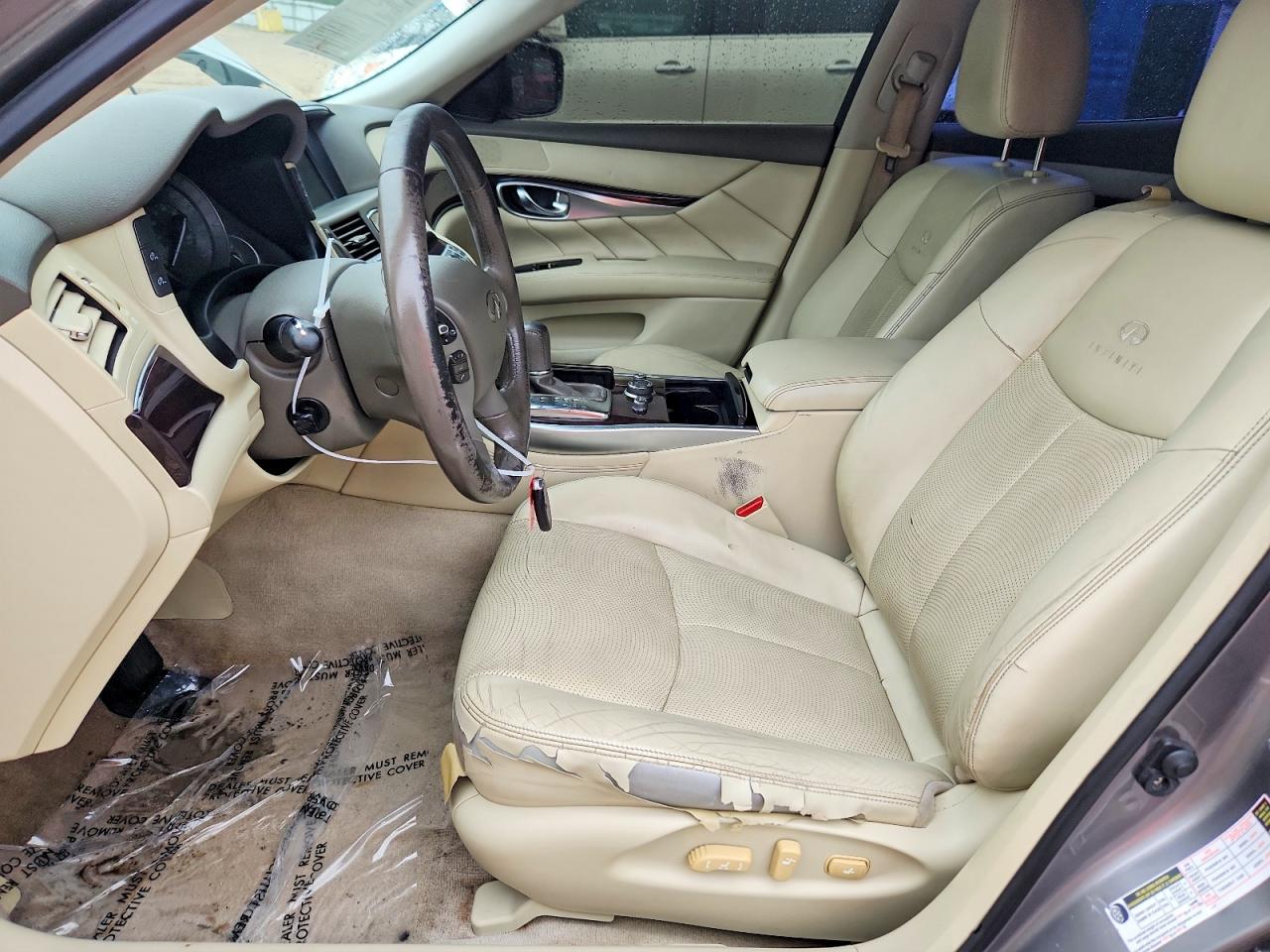 2012 INFINITI M37