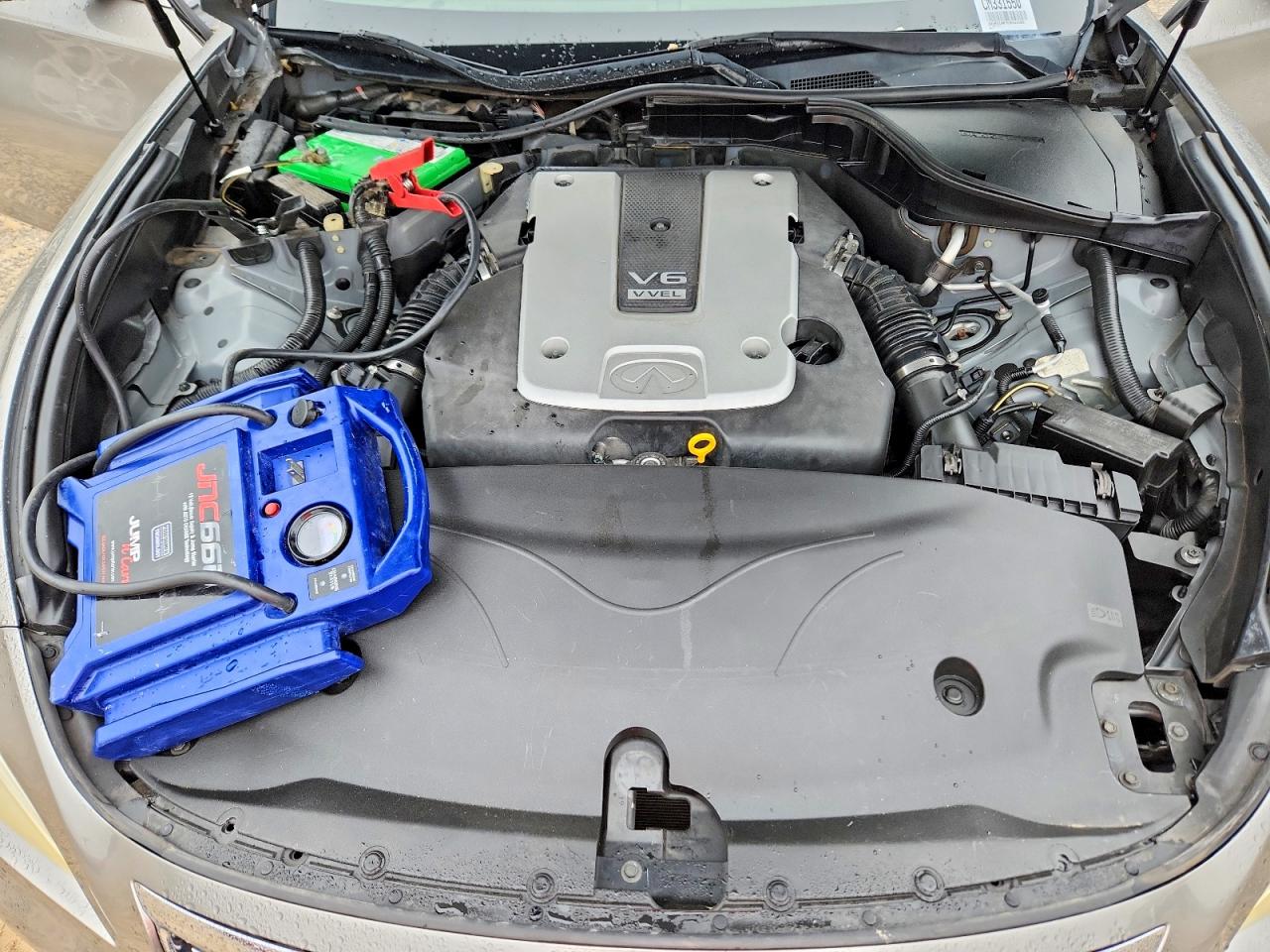 2012 INFINITI M37