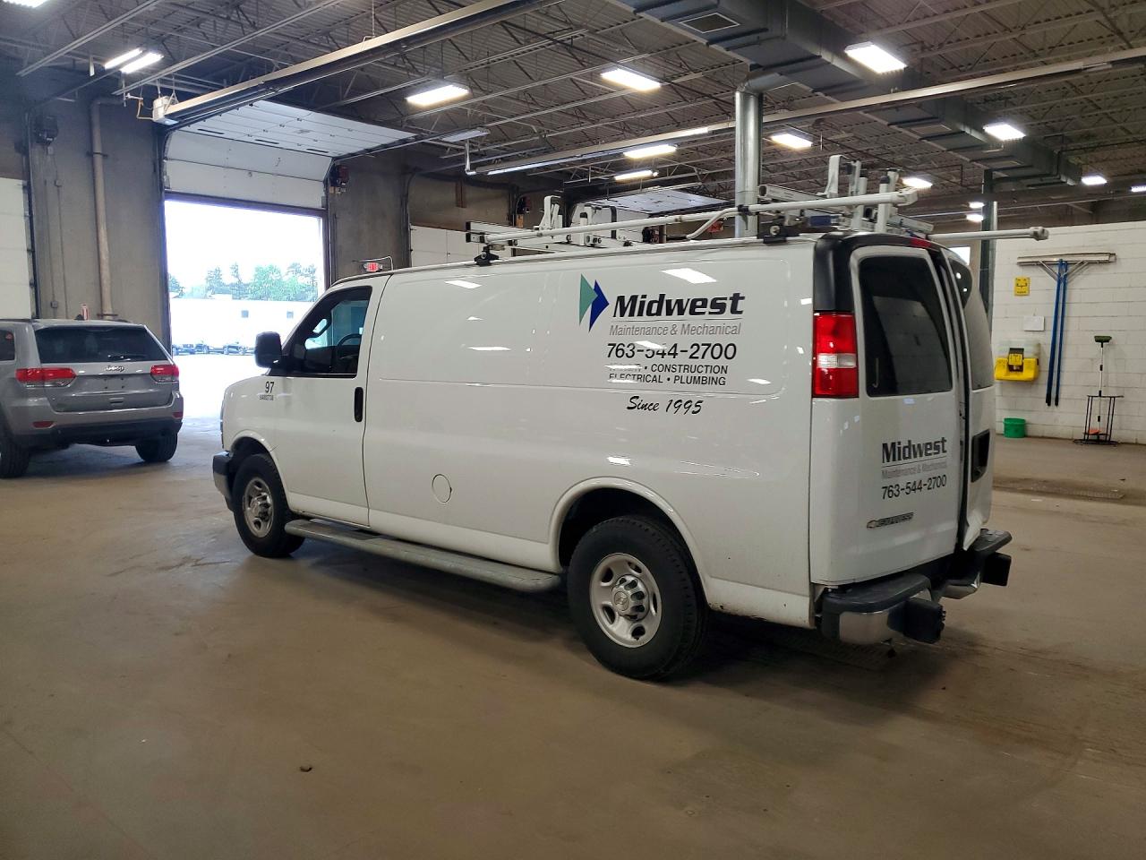 2019 CHEVROLET EXPRESS