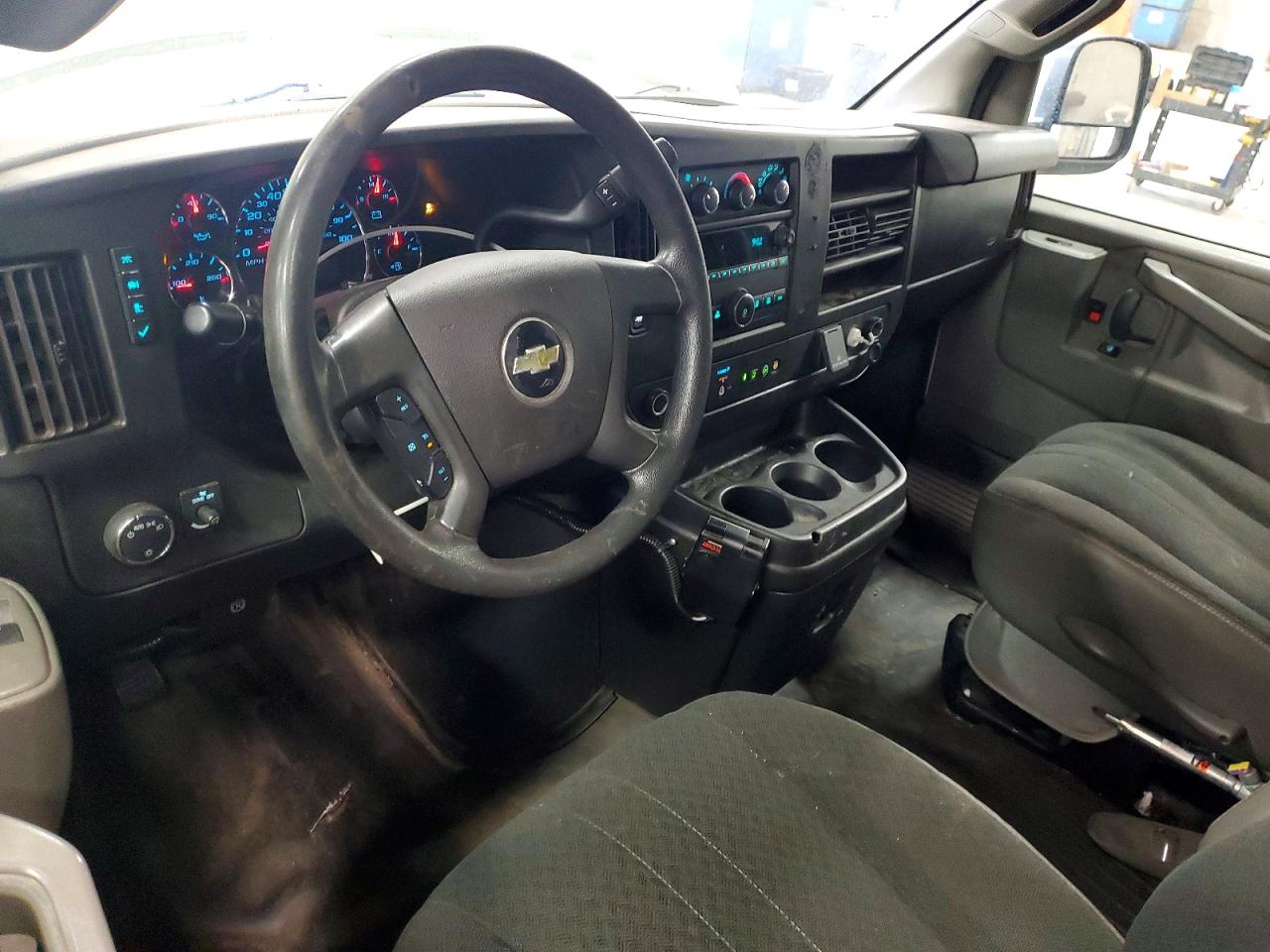 2019 CHEVROLET EXPRESS