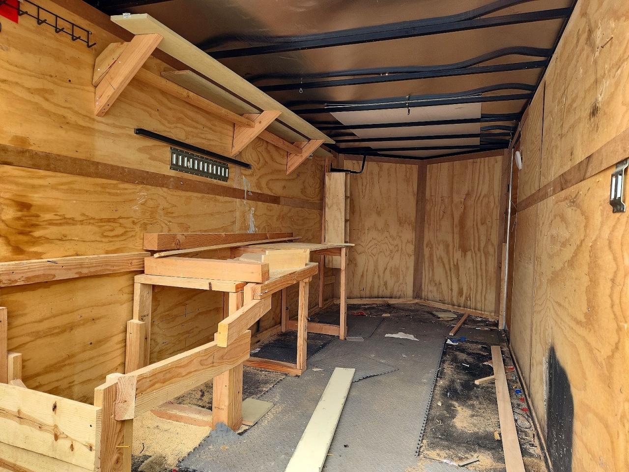 2025 INTERSATE TRAILERS