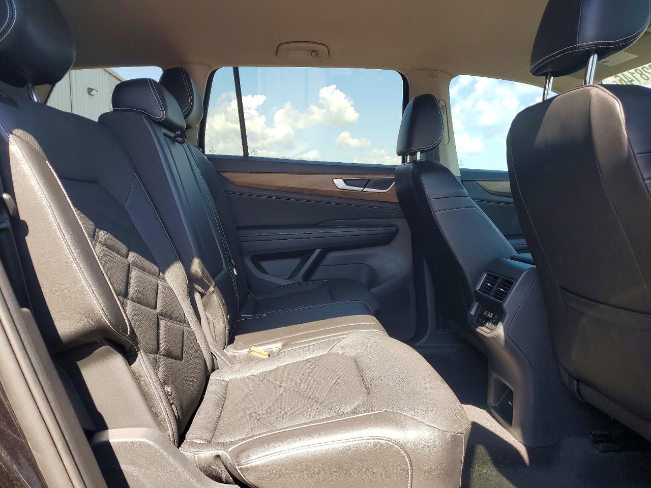 2024 VOLKSWAGEN ATLAS