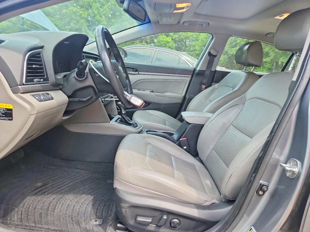 2017 HYUNDAI ELANTRA