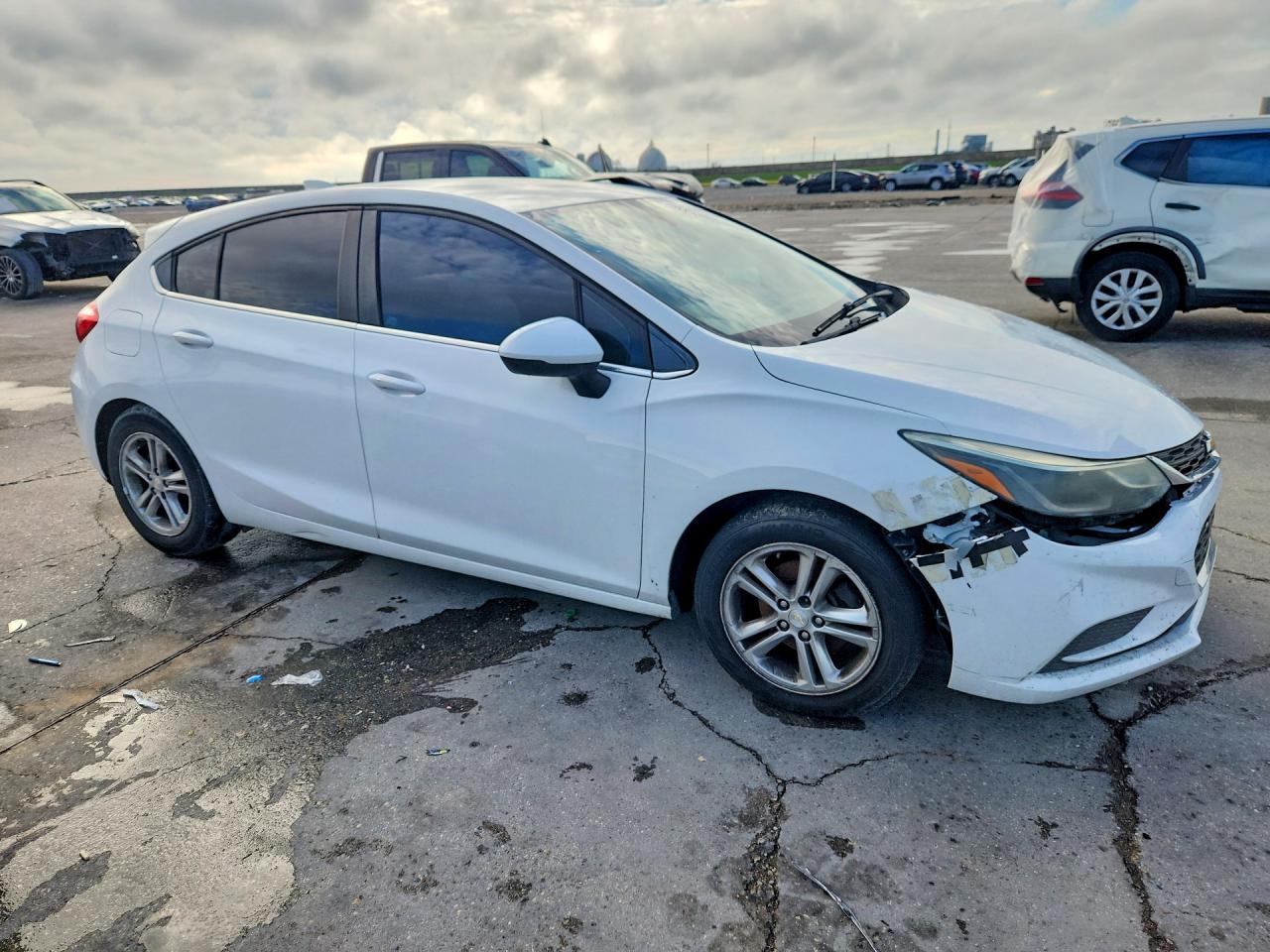 2017 CHEVROLET CRUZE