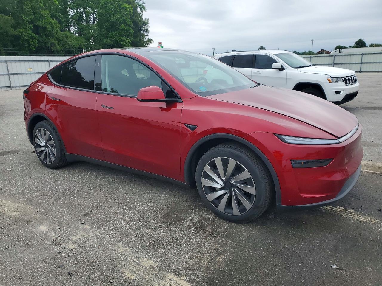 2026 TESLA MODEL Y