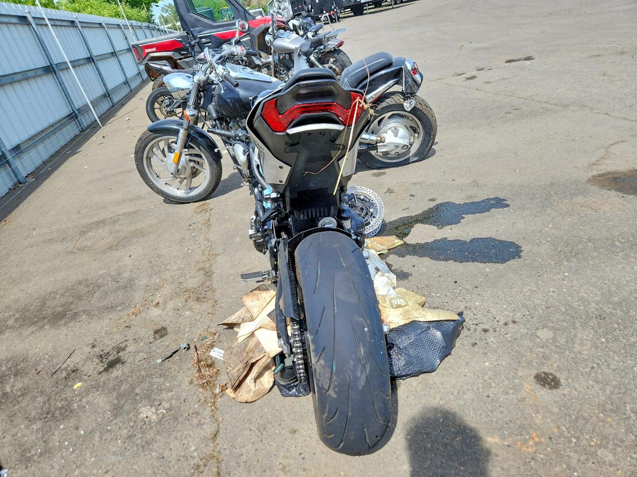 2025 KAWASAKI Z/ZR 1000