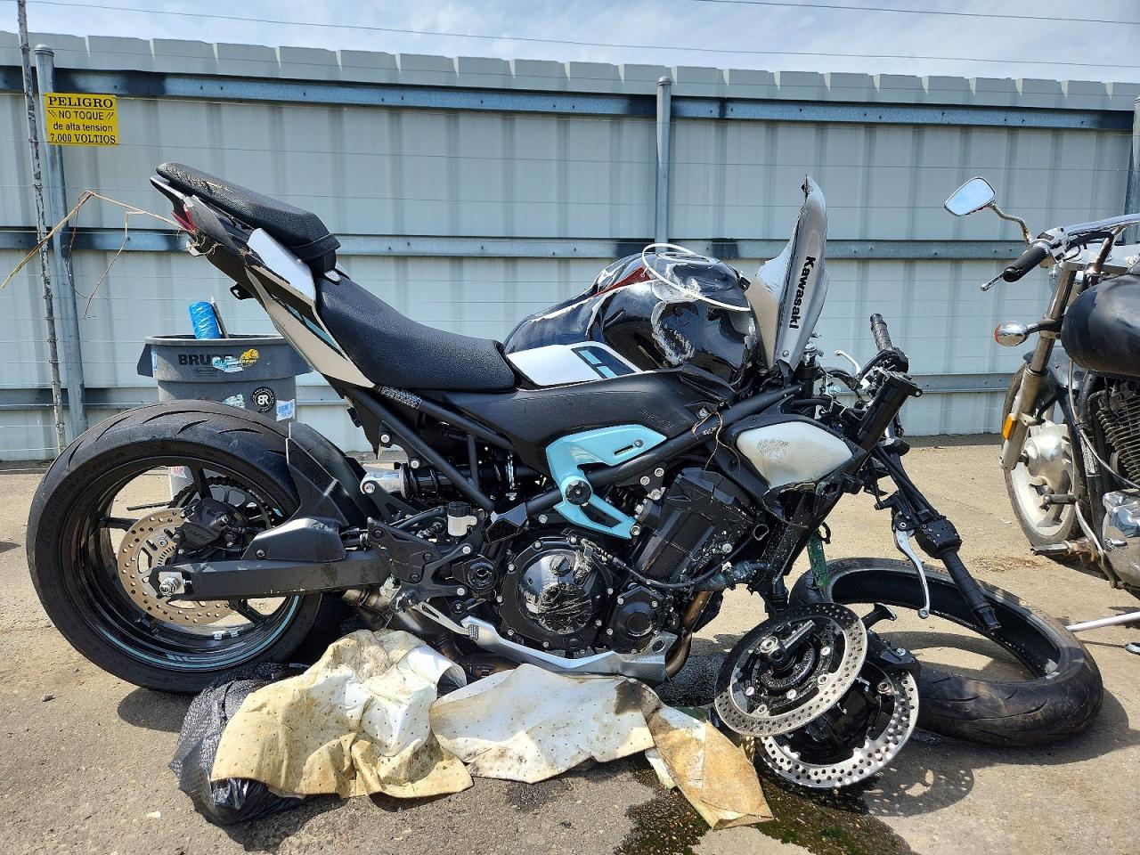 2025 KAWASAKI Z/ZR 1000