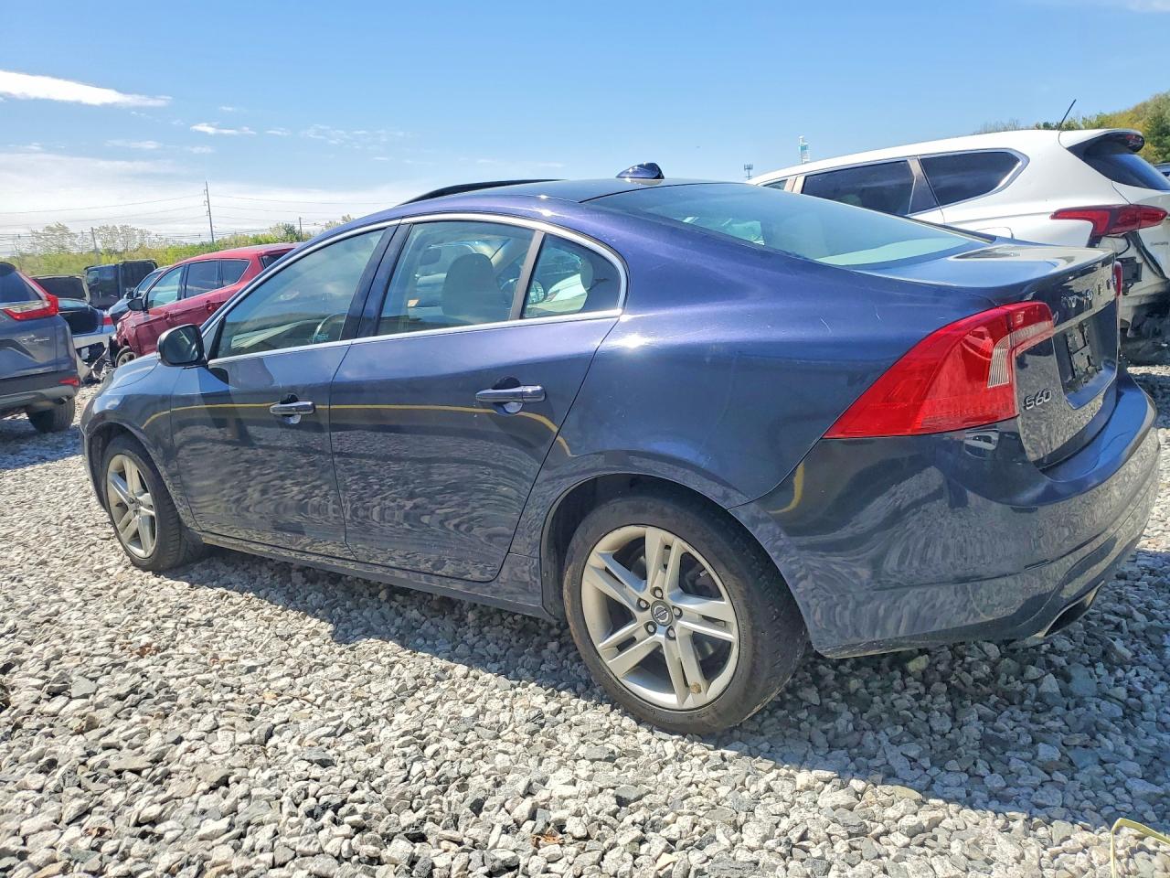 2015 VOLVO S60