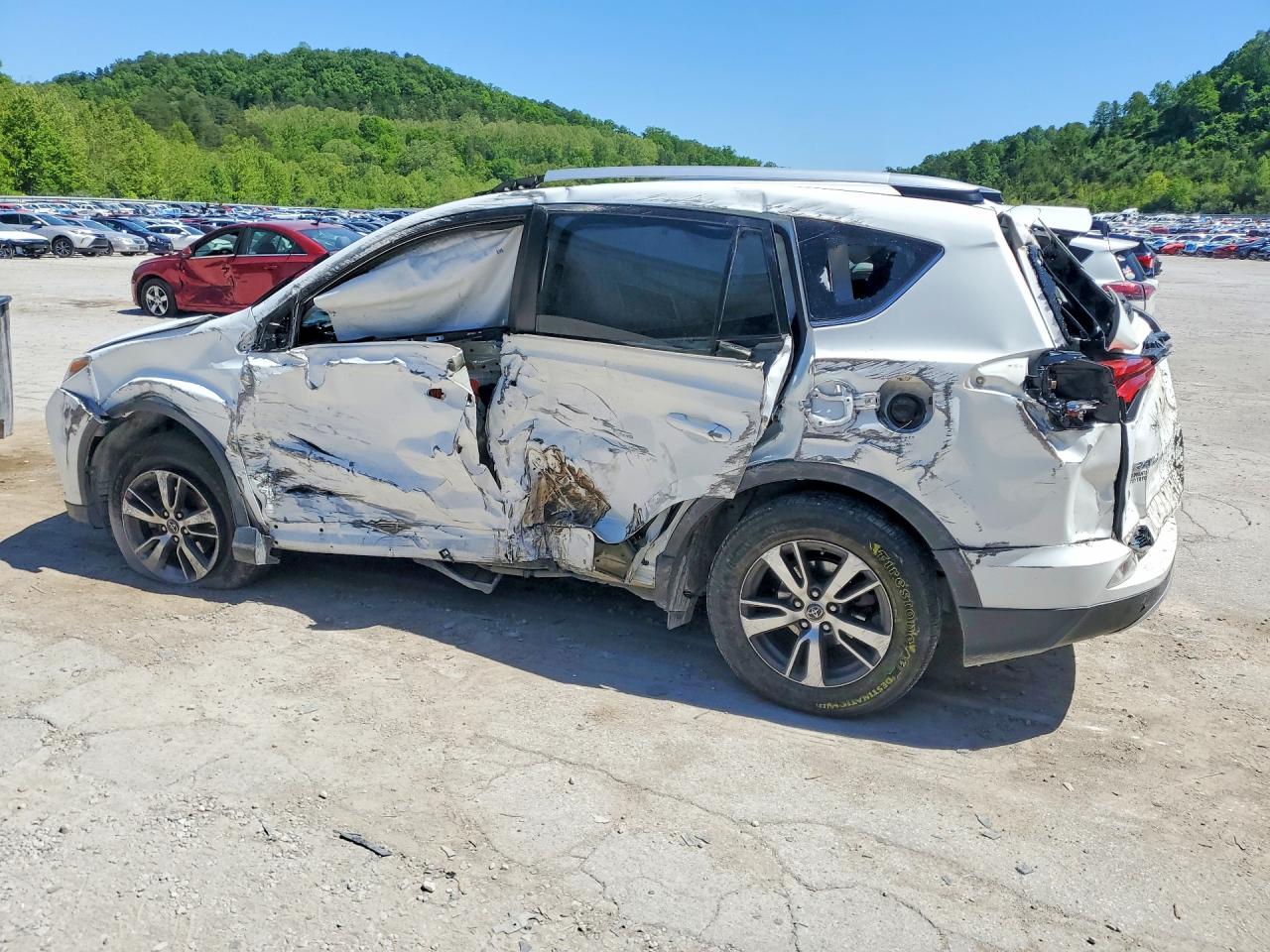 2016 TOYOTA RAV4