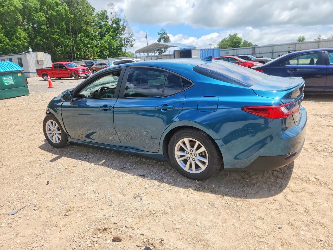 2025 TOYOTA CAMRY